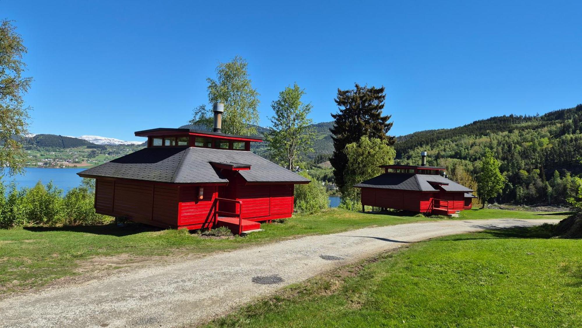 Kvamshaugen Hytter Luster Exterior photo